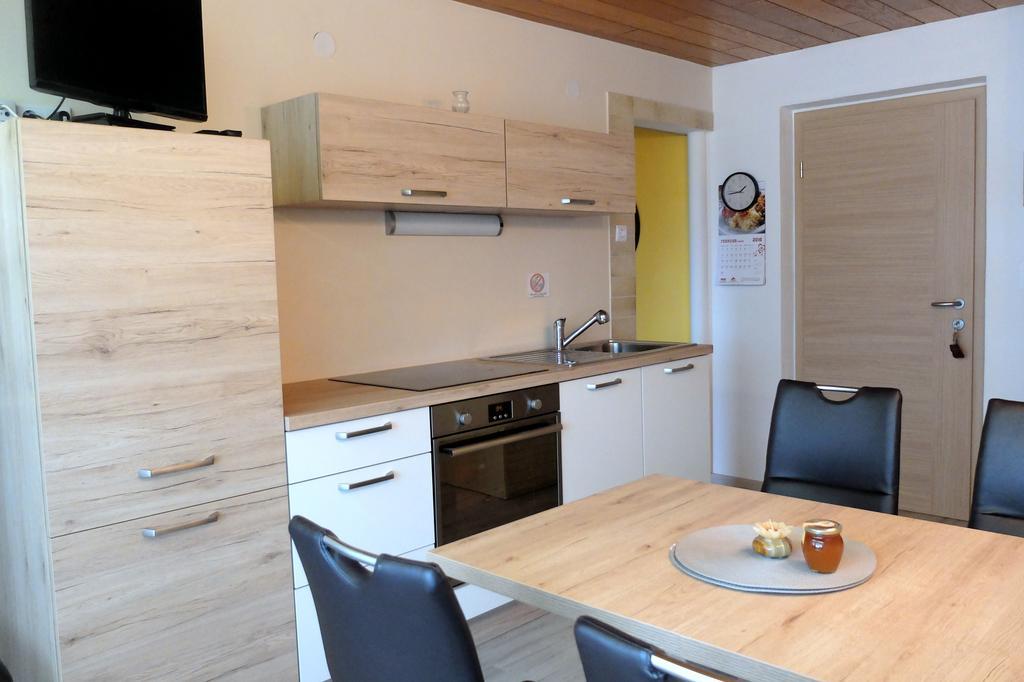Apartment Milena Nomenj ภายนอก รูปภาพ